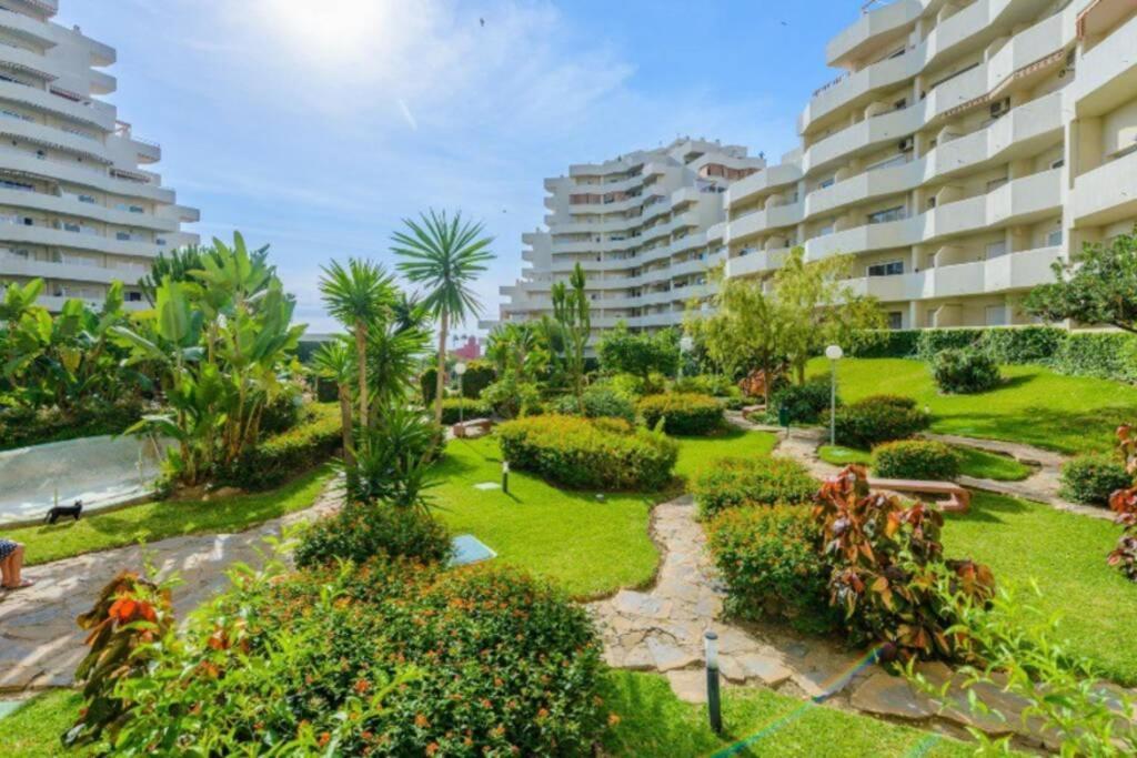 Apartamento 215. Primera Linea De Playa. Benalmádena Εξωτερικό φωτογραφία